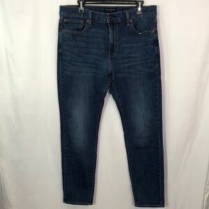LUCKY 🍀 BRAND Mens 411 Athletic Taper Blue Jeans Size 34/30